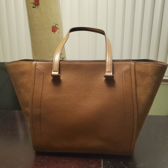 NWT Michael Kors Carine Large Pebbled Front Zip Tote Bag Brown - Picture 2 of 7